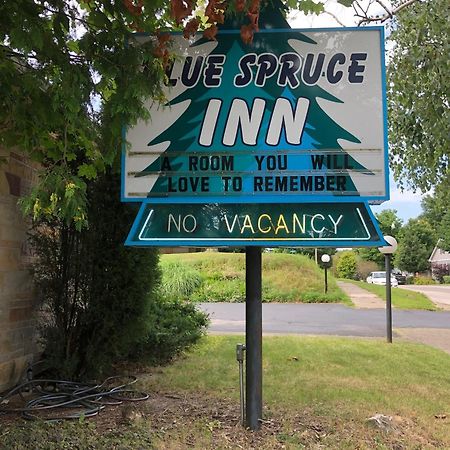 Ludington Blue Spruce Inn Dış mekan fotoğraf