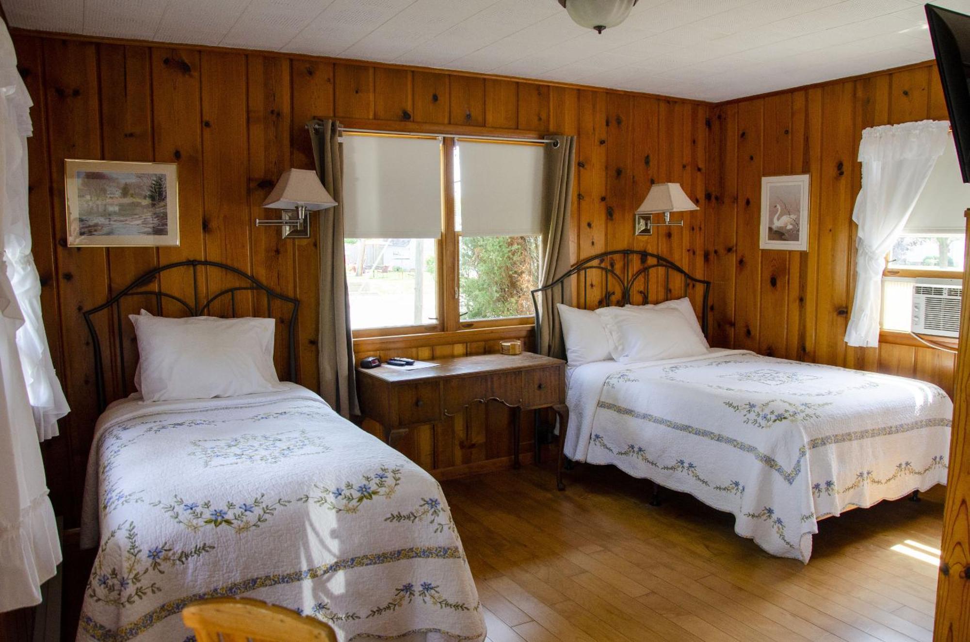 Ludington Blue Spruce Inn Oda fotoğraf