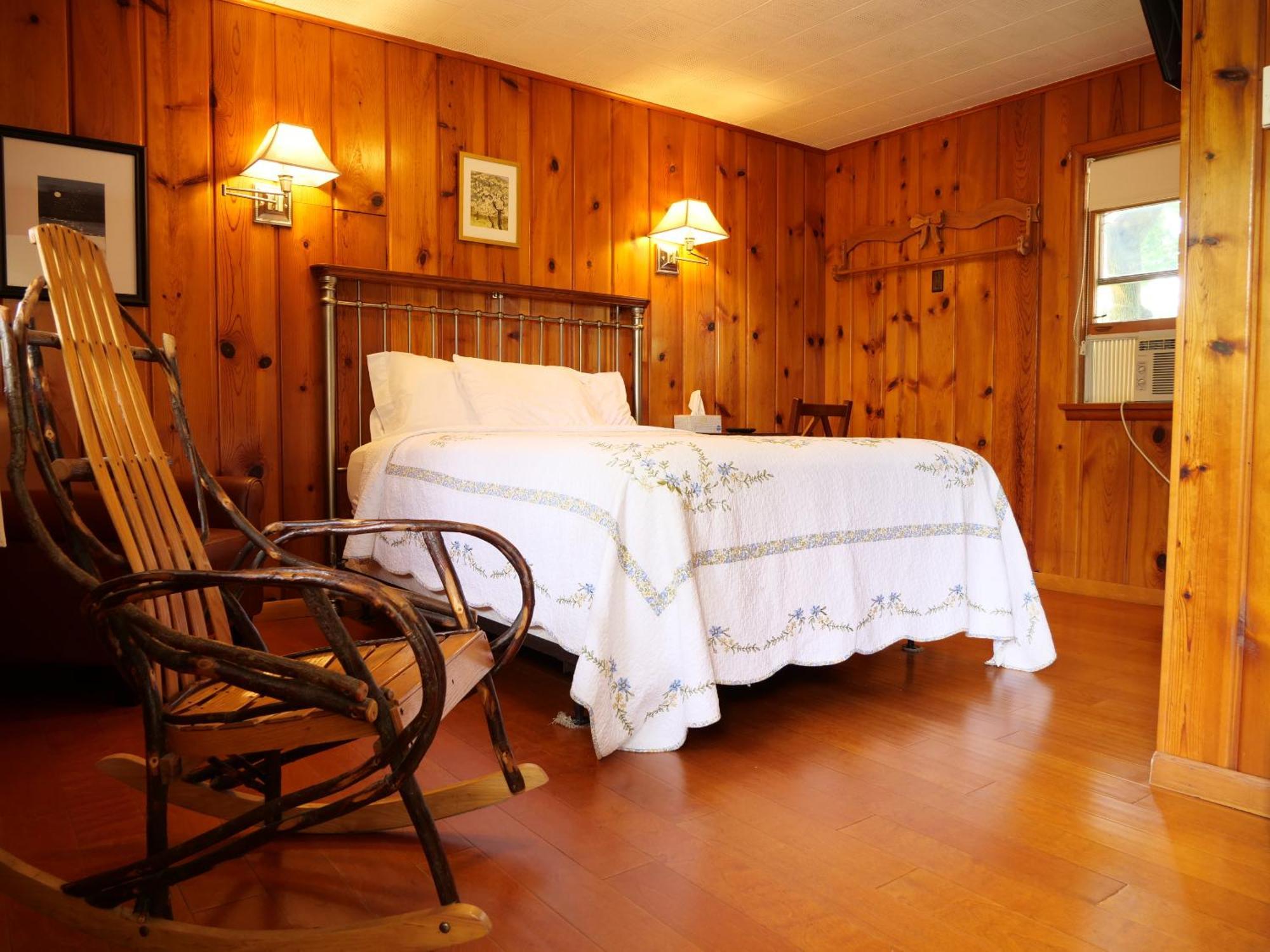 Ludington Blue Spruce Inn Oda fotoğraf