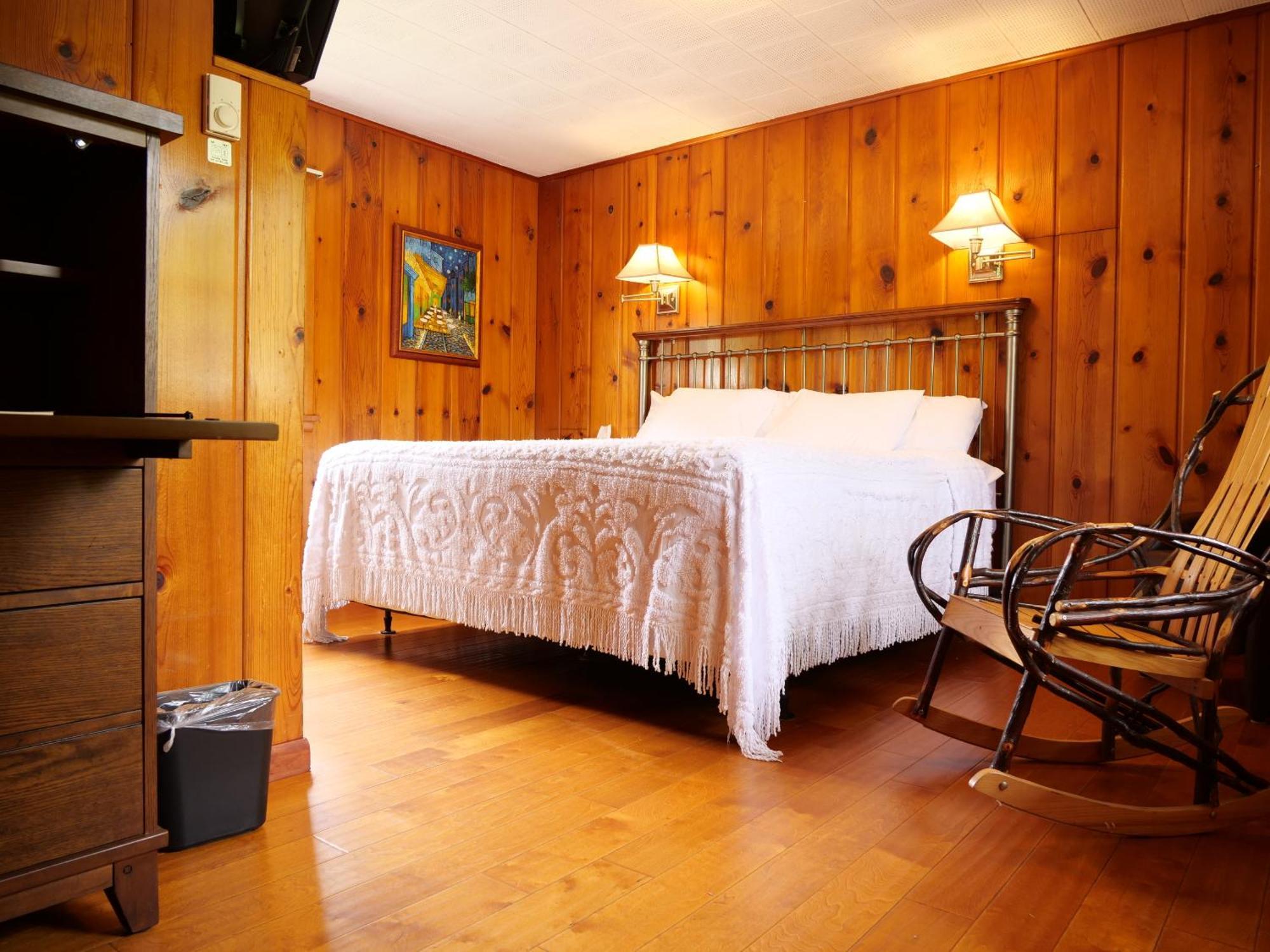 Ludington Blue Spruce Inn Oda fotoğraf